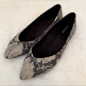 Vionic Caballo Pointed Toe Flat Snakeskin Print